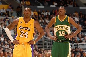 篮球偶像是谁?KD:努力去接近科比和乔丹 想像老詹那样打到40岁