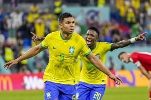 卡塞米罗:巴西正在不断进步 赛前苦练了任意球很高兴有成效